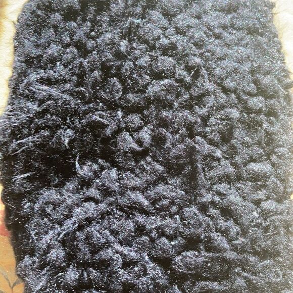 Kenzie sleeveless vest with fleece lining faux fur pockets oversized SM Black - Picture 15 of 16